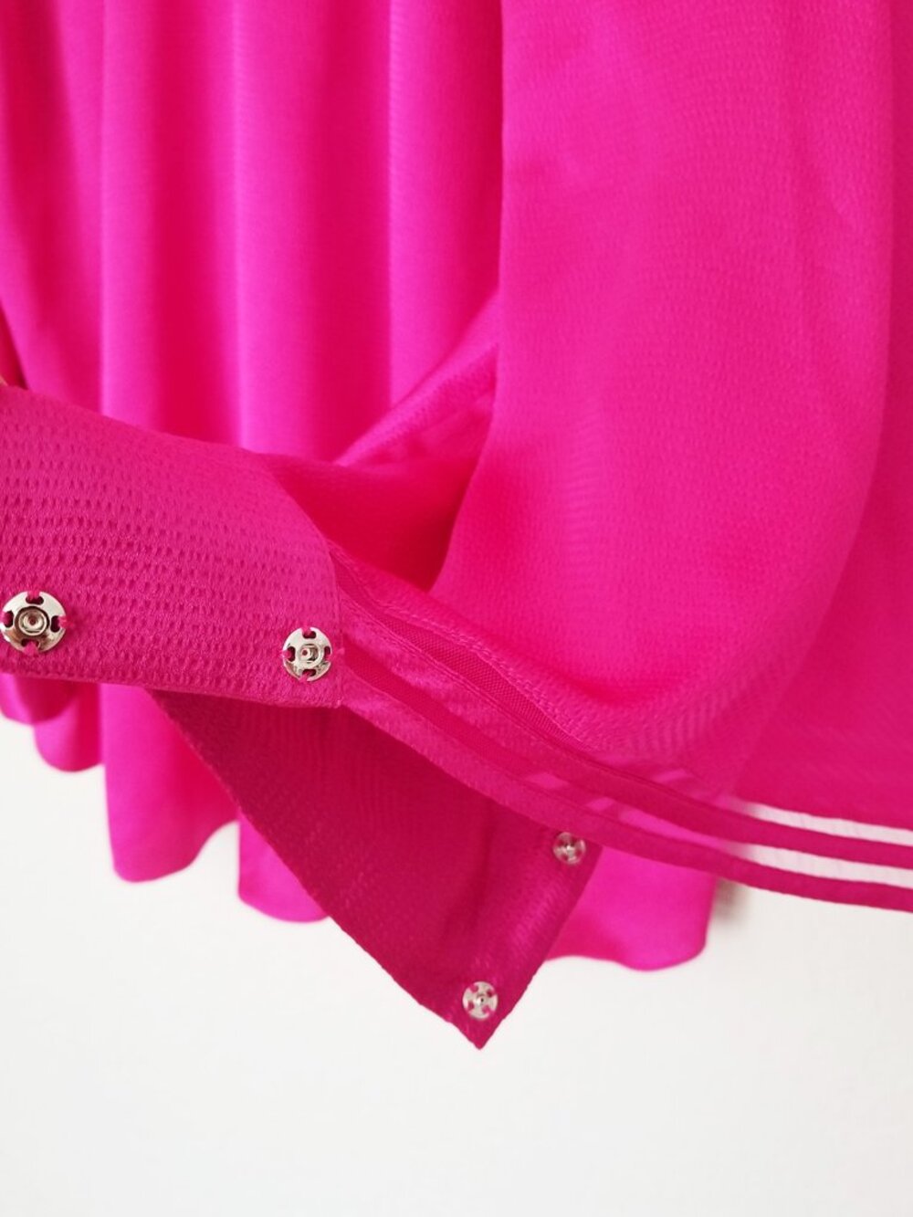 Sachin + Babi Adelaide V Neck Satin Blouse Top Pink Batwing Plus Size 2XL $395 - Picture 10 of 15